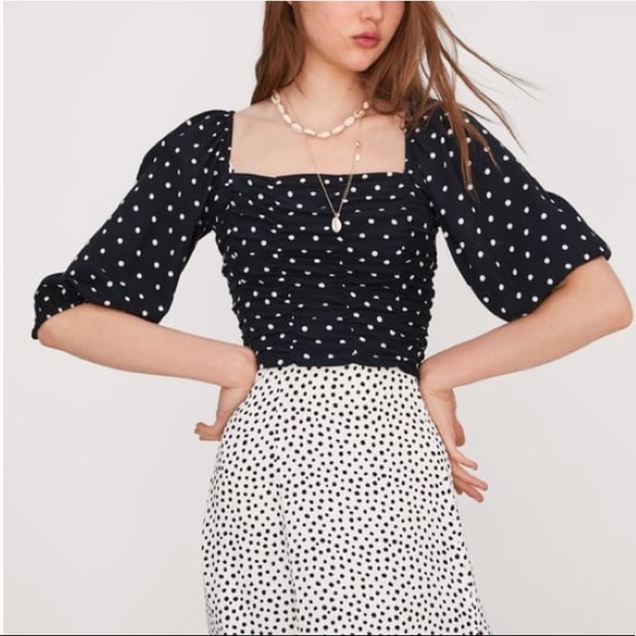 Zara Ruched Polka Dot Crop Top - Picture 3 of 6
